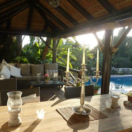 Villa Breeze Boutique Guest Rooms, Marbella Ситио-де-Калаонда Экстерьер фото