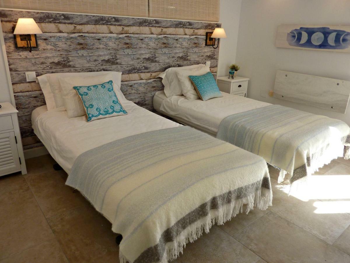 Villa Breeze Boutique Guest Rooms, Marbella Ситио-де-Калаонда Экстерьер фото