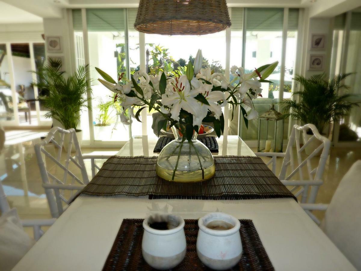 Villa Breeze Boutique Guest Rooms, Marbella Ситио-де-Калаонда Экстерьер фото