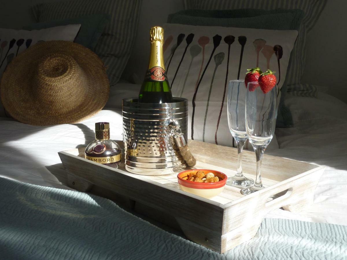 Villa Breeze Boutique Guest Rooms, Marbella Ситио-де-Калаонда Экстерьер фото