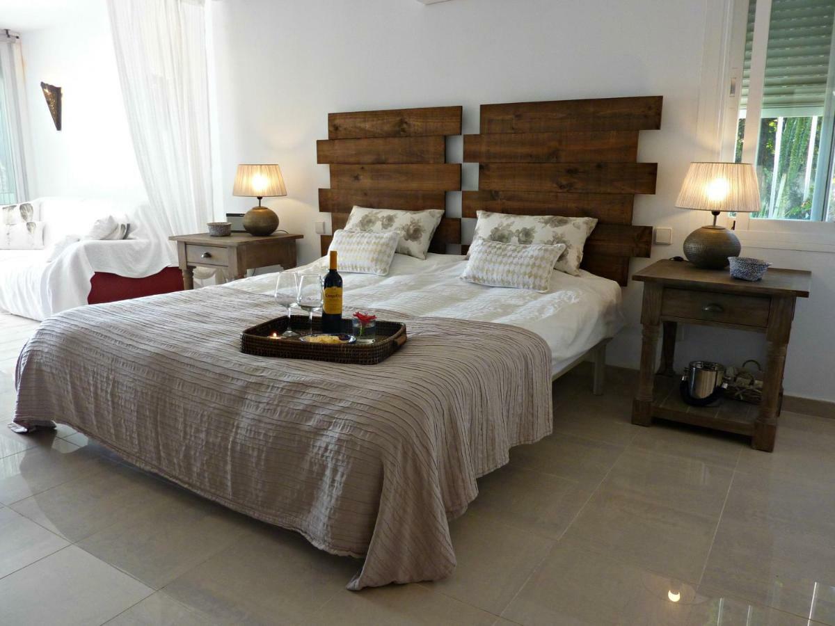 Villa Breeze Boutique Guest Rooms, Marbella Ситио-де-Калаонда Экстерьер фото
